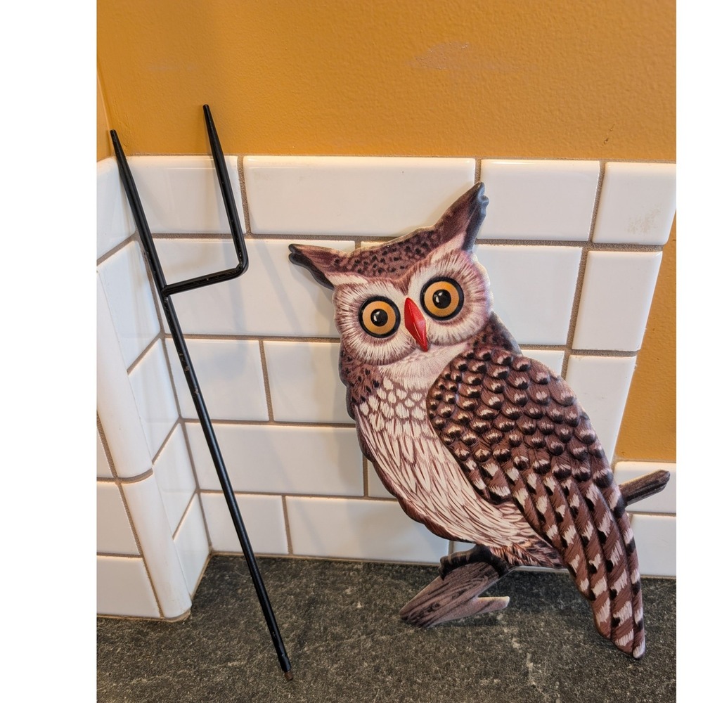 Great Horned Owl Garden Stake Metal Outdoor Yard Art Decorative Lawn Ornament